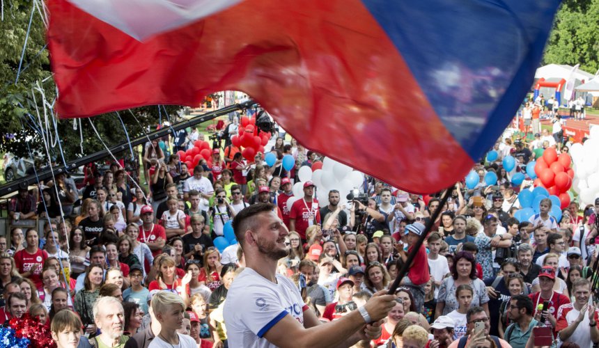 Olympijské výzvy jsou u konce! Na festival k jezeru Most míří devět škol