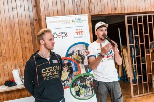 Sportovní den Paralympijské výzvy s Tadeášem Strašíkem v Mostě